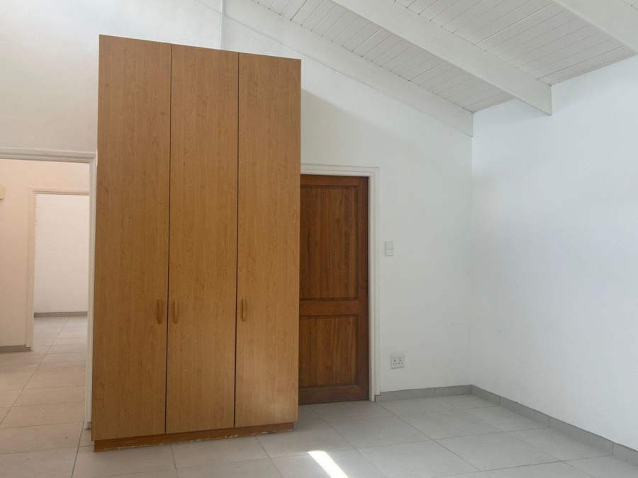 To Let 2 Bedroom Property for Rent in Constantia Western Cape